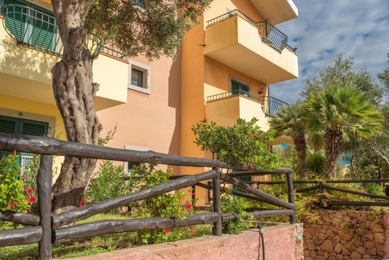 Apartment I Mirti Bianchi - Bilo 4 By Interhome Santa Teresa Gallura Exterior foto