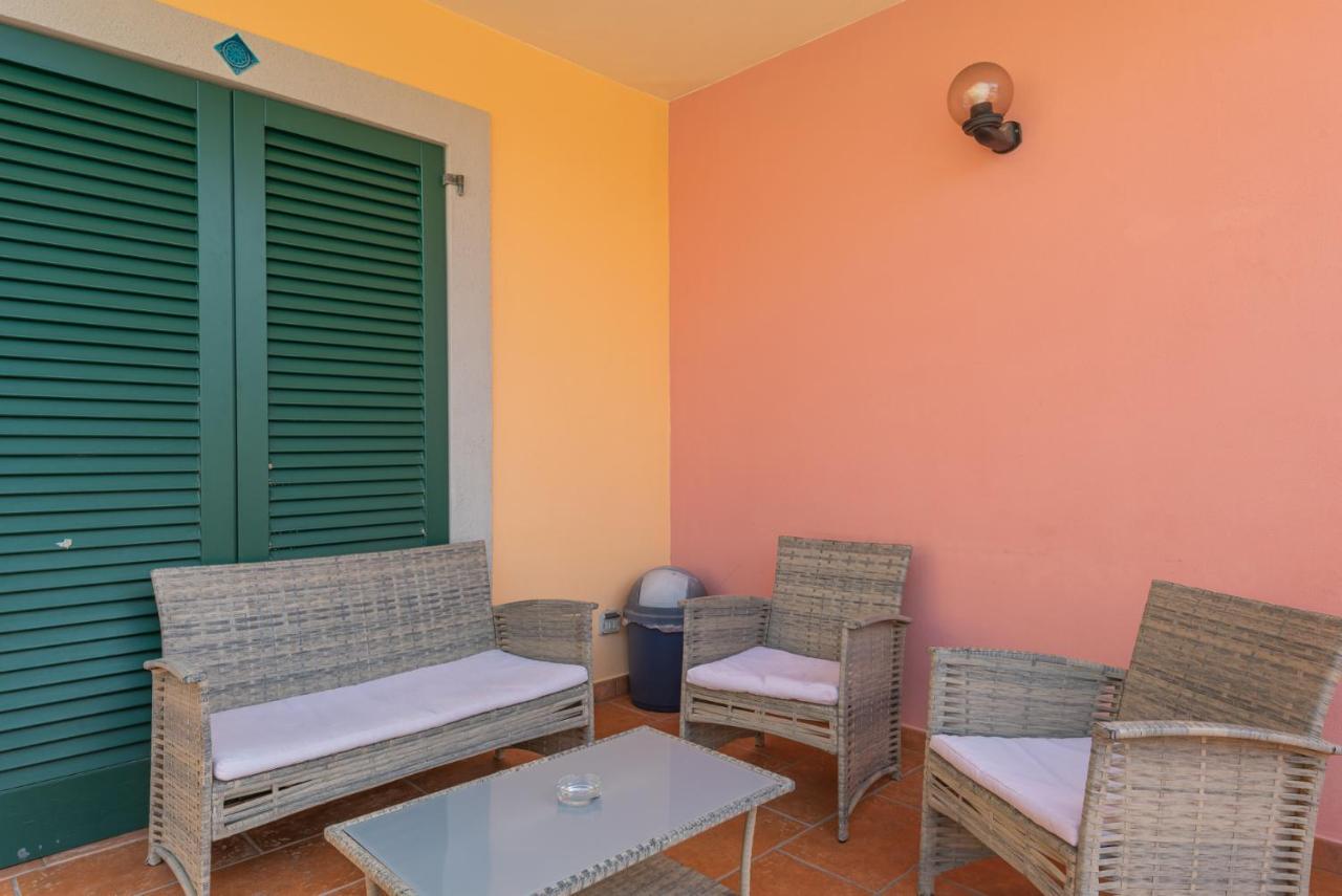 Apartment I Mirti Bianchi - Bilo 4 By Interhome Santa Teresa Gallura Exterior foto
