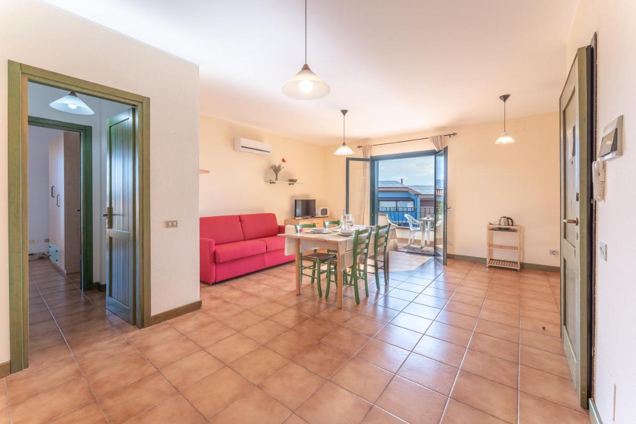 Apartment I Mirti Bianchi - Bilo 4 By Interhome Santa Teresa Gallura Exterior foto
